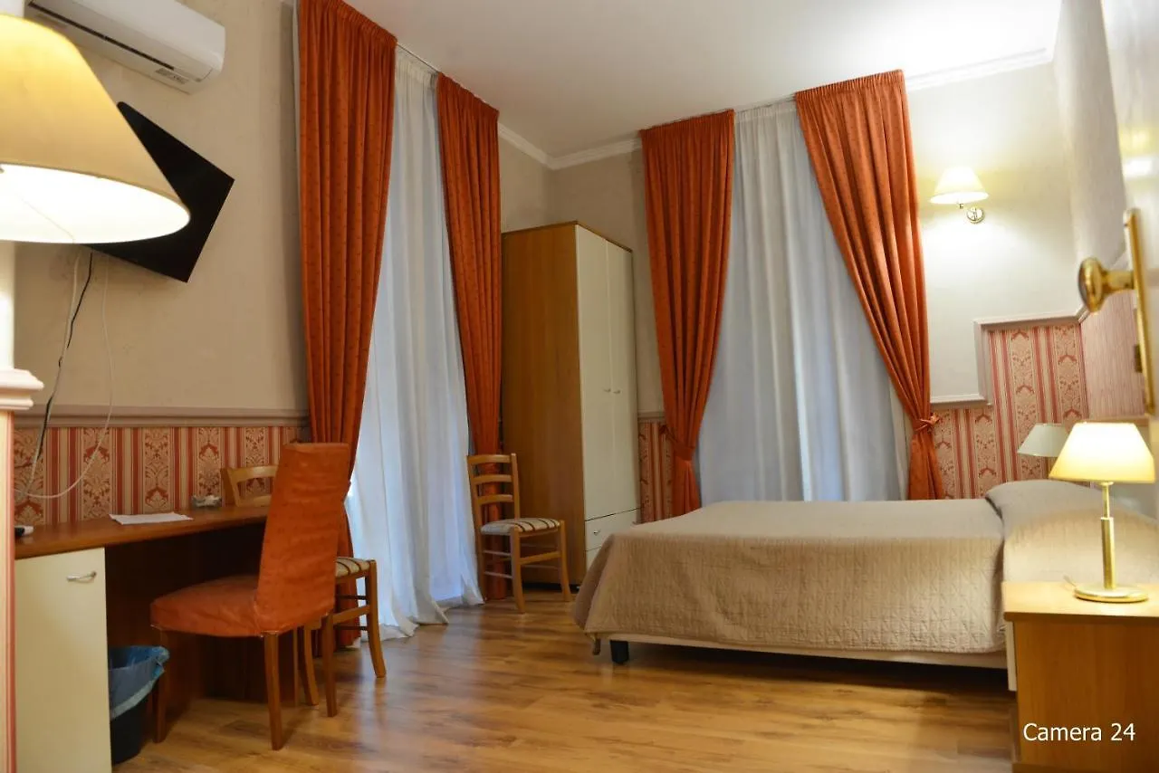 Catania Centro Rooms 3*,