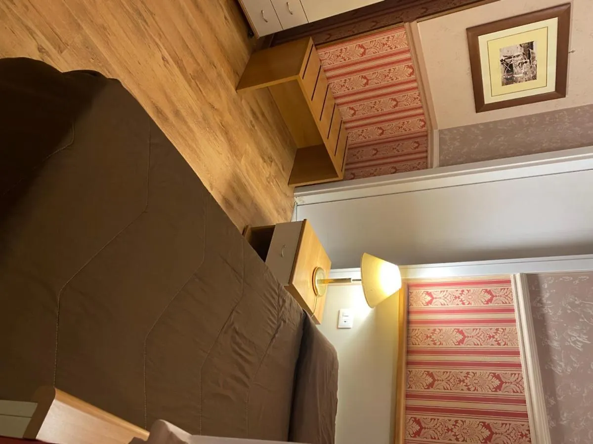 Catania Centro Rooms 3*,